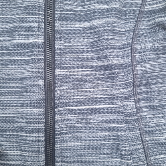 Lululemon Hooded Define nulu - Picture 2 of 3